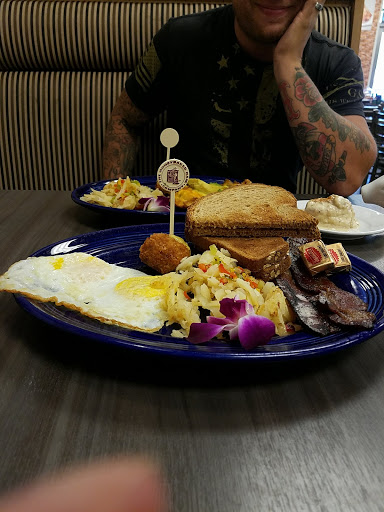 Shopping Mall «Mountain Green Shopping Center», reviews and photos, 357 S Mountain Ave, Upland, CA 91786, USA