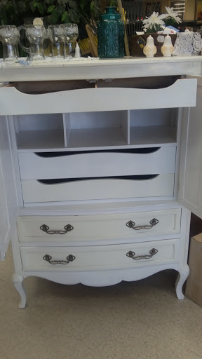 Thrift Store «Finders Keepers Unique Boutique, LLC», reviews and photos, 3104 Turner Rd SE, Salem, OR 97302, USA