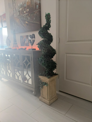 Used Furniture Store «IRCA», reviews and photos, 2620 E Greenway Rd, Phoenix, AZ 85032, USA