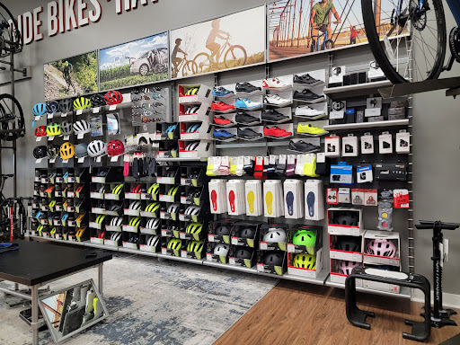 Bicycle Store «Trek Bicycle Store», reviews and photos, 3020 Wake Forest Rd, Raleigh, NC 27609, USA