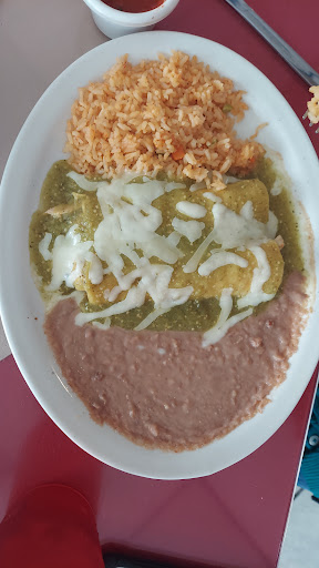Mexican Restaurant «La Isla Restaurant», reviews and photos, 611 W Park Row Dr, Arlington, TX 76010, USA