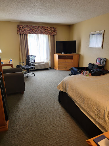 Hotel «Hampton Inn & Suites Tampa East (Casino Area)», reviews and photos, 11740 Tampa Gateway Blvd, Seffner, FL 33584, USA