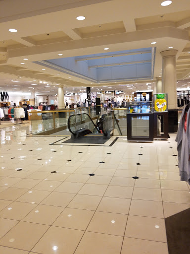 Department Store «Nordstrom Short Pump Town Center», reviews and photos, 11812 W Broad St, Richmond, VA 23233, USA