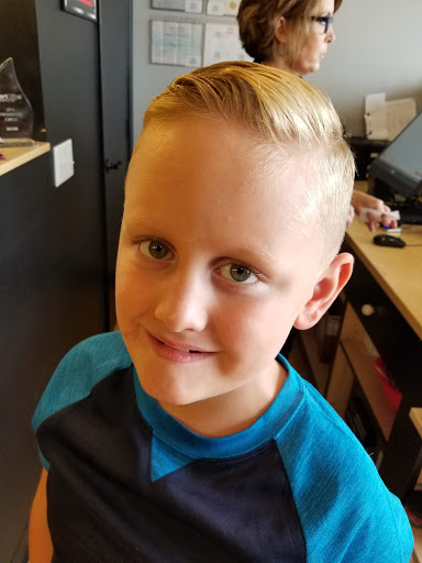 Hair Salon «Sport Clips Haircuts of West Des Moines - Mills Civic», reviews and photos, 5010 Mills Civic Pkwy Suite #108, West Des Moines, IA 50265, USA