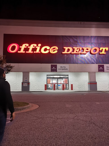 Office Supply Store «Office Depot», reviews and photos, 2997 Watson Blvd, Warner Robins, GA 31093, USA