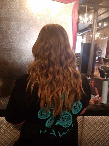 Beauty Salon «Victor Victoria Salon & Spa», reviews and photos, 1105 Howard St #202, Omaha, NE 68102, USA