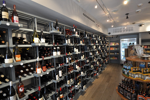 Wine Store «DCanter Wine Boutique», reviews and photos, 545 8th St SE, Washington, DC 20003, USA