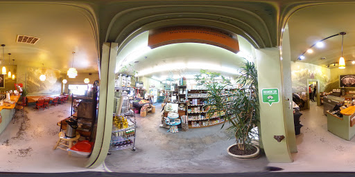 Grocery Store «Bear Foods Natural Market», reviews and photos, 125 E Woodin Ave, Chelan, WA 98816, USA