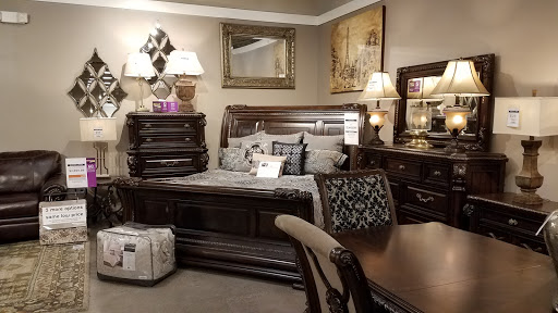 Furniture Store «Ashley Furniture HomeStore», reviews and photos, 3000 Gateway St #300, Springfield, OR 97477, USA