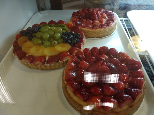 Pastry Shop «Lyndhurst Pastry Shop», reviews and photos, 256 Ridge Rd, Lyndhurst, NJ 07071, USA
