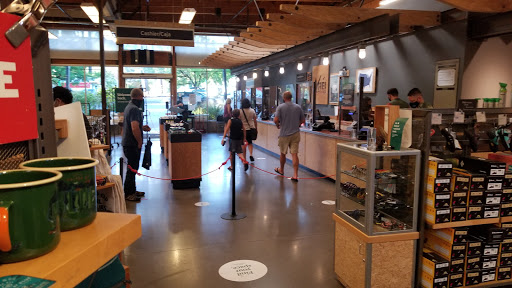 Camping Store «REI», reviews and photos, 7410 SW Bridgeport Rd, Tigard, OR 97224, USA