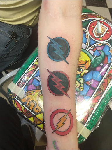 Tattoo Shop «Body Language Tattoo Columbus», reviews and photos, 1101 S Hamilton Rd, Columbus, OH 43227, USA