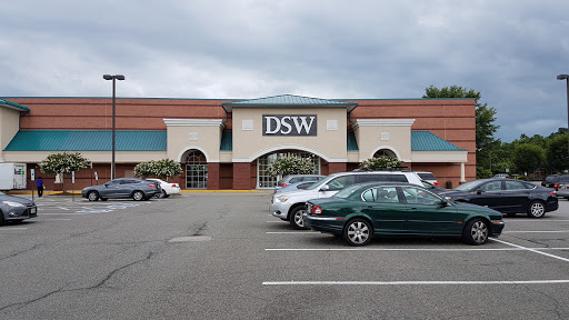 DSW Designer Shoe Warehouse, 1300 Huguenot Rd, Midlothian, VA 23113, USA, 