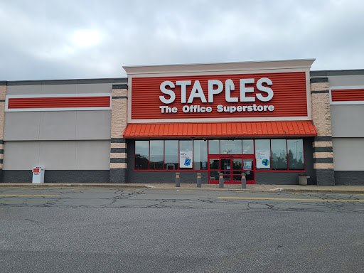 Office Supply Store «Staples», reviews and photos, 470 NY-211, Middletown, NY 10940, USA