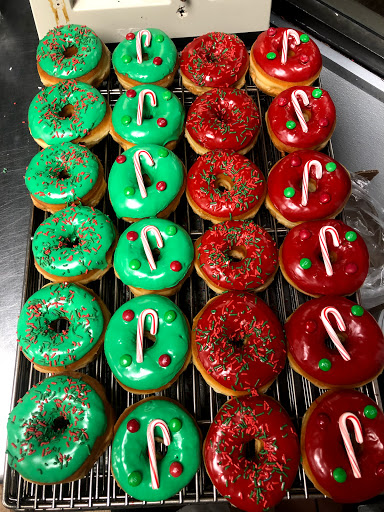 Donut Shop «Yum Yum Donuts», reviews and photos, 502 N Wilson Way, Stockton, CA 95205, USA