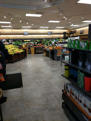 Grocery Store «D & W Fresh Market», reviews and photos, 2181 Wealthy St SE, East Grand Rapids, MI 49506, USA