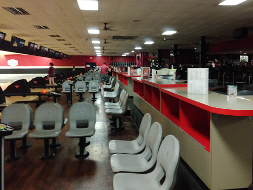 Bowling Alley «AMF Rose Bowl Lanes», reviews and photos, 28001 Groesbeck Hwy, Roseville, MI 48066, USA