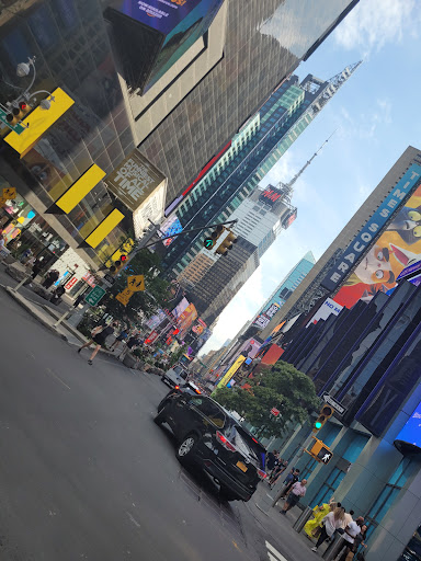 Movie Theater «Regal Cinemas E-Walk 13 & RPX», reviews and photos, 247 W 42nd St, New York, NY 10036, USA