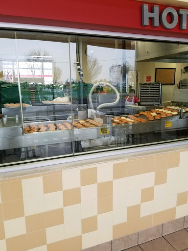 Donut Shop «Krispy Kreme», reviews and photos, 114 N Dupont Hwy, New Castle, DE 19720, USA