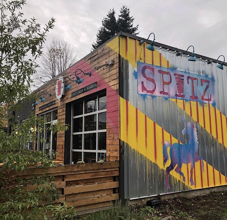 Spitz - Portland - Mediterranean Restaurant Bar - Outdoor Dining - Takeout
