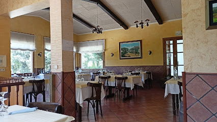 Restaurant La Curenya - Avinguda de Santa Coloma, Km 57, 17172 Olot, Girona, Spain