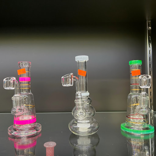 Tobacco Shop «Pipe Dreams Smoke Shop», reviews and photos, 13971 N Cleveland Ave #13, North Fort Myers, FL 33903, USA