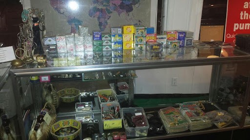 Thrift Store «Thrift Store Garage Sale Prices», reviews and photos, 2011 Madison St, Everett, WA 98203, USA