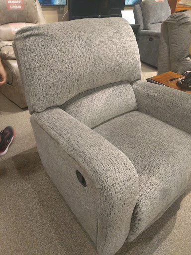 Furniture Store «Ashley HomeStore», reviews and photos, 2787 W Market St, Fairlawn, OH 44333, USA