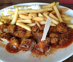 Curry 76 photo
