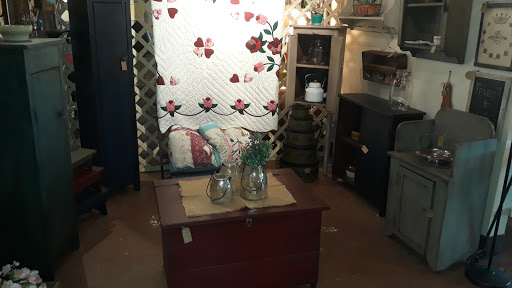 Consignment Shop «Gallery 265 Inc Resale Estate Furniture and Consignment», reviews and photos, 265 N US Hwy 17 92, Longwood, FL 32750, USA