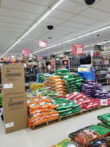 Hardware Store «Bradley Ace Hardware», reviews and photos, 31 44th St SW, Grand Rapids, MI 49548, USA