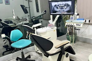 مركز العباسي لطب الاسنان ا.د صلاح العباسي ElAbbasy Dental Center image