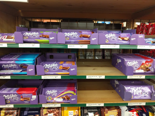 Furniture Store «Cost Plus World Market», reviews and photos, 2530 Naglee Rd, Tracy, CA 95304, USA