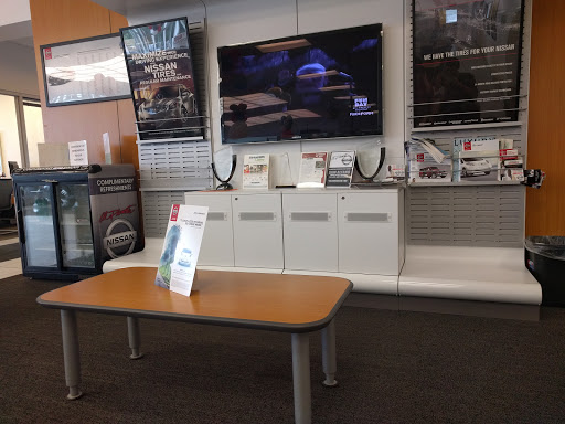 Nissan Dealer «Al Piemonte Nissan», reviews and photos, 1600 W North Ave, Melrose Park, IL 60160, USA
