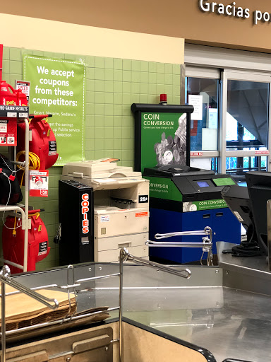 Supermarket «Publix Super Market at Plaza De Leon», reviews and photos, 106 Ponce De Leon Blvd, Miami, FL 33135, USA