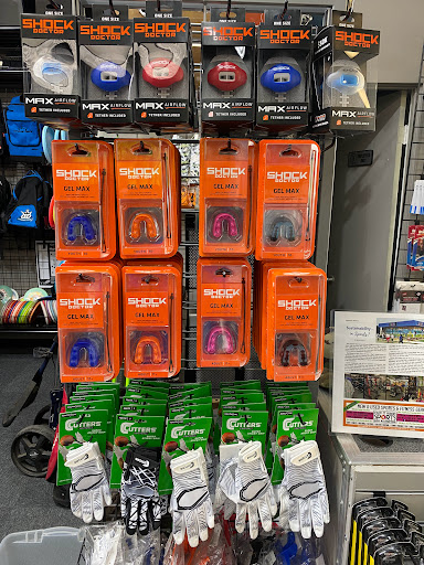 Sporting Goods Store «Play It Again Sports Los Alamitos», reviews and photos, 4141 Katella Ave, Los Alamitos, CA 90720, USA