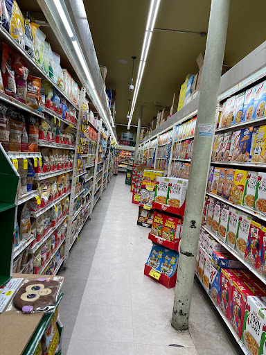 Supermarket «Junction Food Bazaar Supermarket», reviews and photos, 34-20 Junction Blvd, Flushing, NY 11372, USA