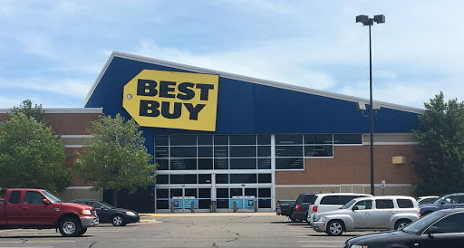 Best Buy, 3549 W Shore Dr, Holland, MI 49424, USA, 