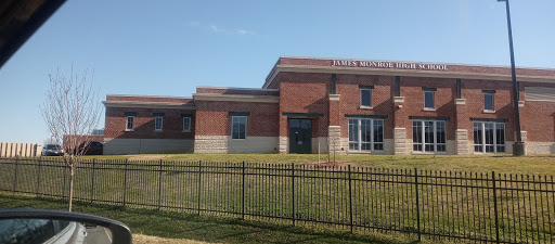 Shopping Mall «Fredericksburg Shopping Center», reviews and photos, 519 Jefferson Davis Hwy, Fredericksburg, VA 22401, USA