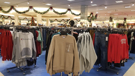 Department Store «Von Maur», reviews and photos, 1530 Polaris Pkwy, Columbus, OH 43240, USA