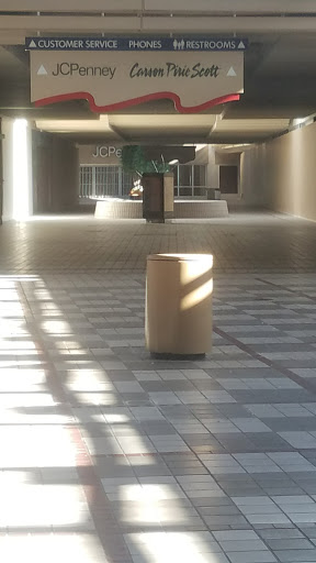 Shopping Mall «Marquette Mall and Office Tower», reviews and photos, 450 St John Rd #202, Michigan City, IN 46360, USA