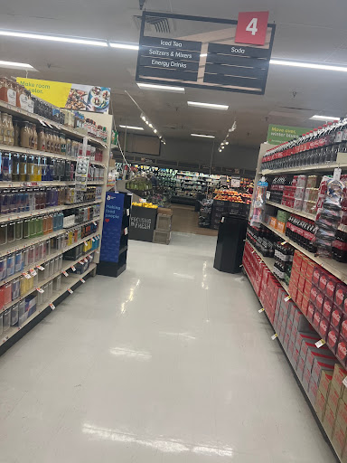 Grocery Store «Giant Food Stores», reviews and photos, 720 W Street Rd, Warminster, PA 18974, USA