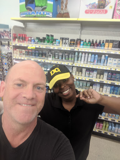 Discount Store «Dollar General», reviews and photos, 9980 W Oakland Park Blvd, Fort Lauderdale, FL 33351, USA