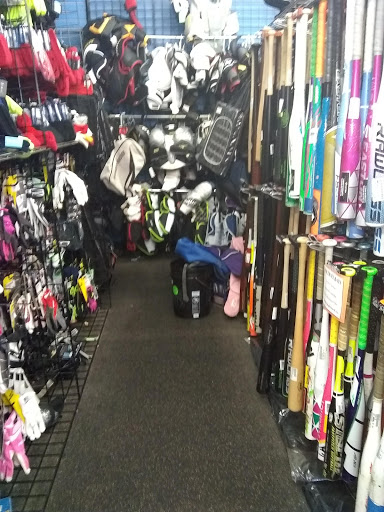 Sporting Goods Store «Play It Again Sports - Schaumburg , IL», reviews and photos, 1127 S Roselle Rd, Schaumburg, IL 60193, USA