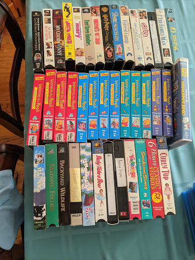 Thrift Store «Simi Thrift Store», reviews and photos, 1492 E Los Angeles Ave, Simi Valley, CA 93065, USA