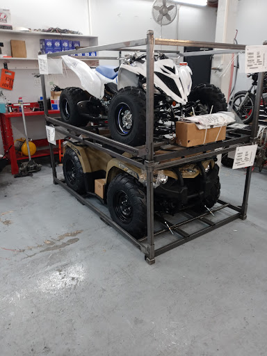 Yamaha Motorcycle Dealer «Palm Springs Motorsports», reviews and photos, 6550 N Indian Canyon Dr, Palm Springs, CA 92262, USA