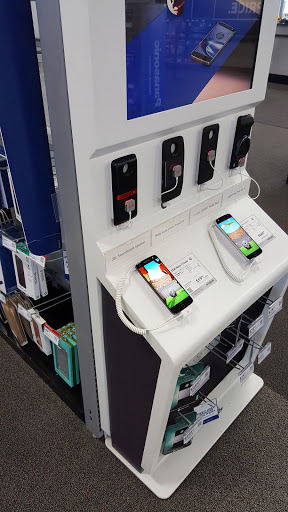 Electronics Store «Best Buy», reviews and photos, 19555 W Bluemound Rd, Brookfield, WI 53045, USA