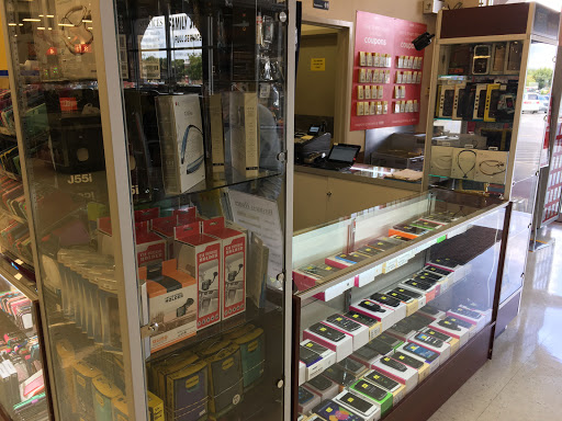 Cell Phone Store «CELLPHONIA», reviews and photos, 10251 Kempwood Dr, Houston, TX 77043, USA