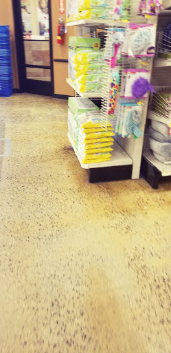 Shopping Mall «Crossroads Shopping Center», reviews and photos, 409 Tarrytown Rd, White Plains, NY 10607, USA