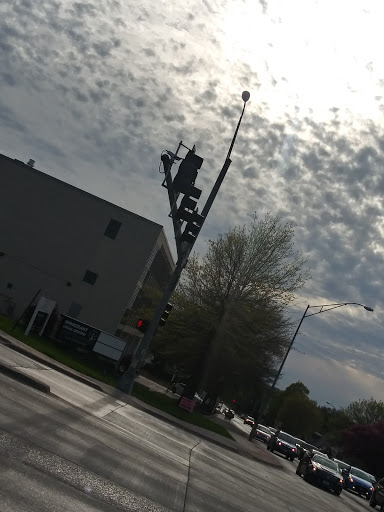 Shopping Mall «Center Mall», reviews and photos, 1941 S 42nd St, Omaha, NE 68105, USA